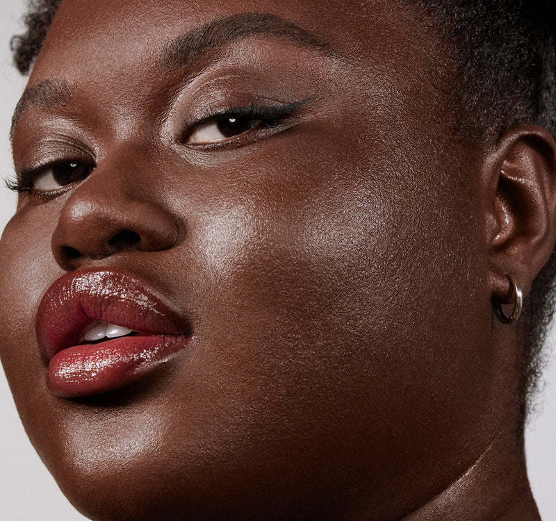 Lightform Extended Hydration Foundation - Image 150 out of 250