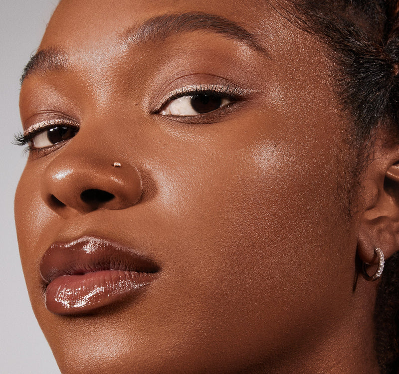 Lightform Extended Hydration Foundation - Image 117 out of 250