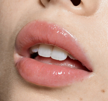 GLASSIFIED LIP OIL - FLUTTER {FLUTTER}