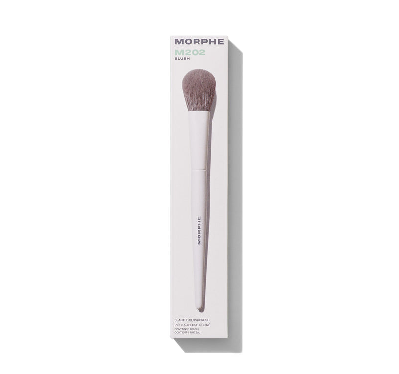 M202 Slanted Blush Brush - Image 2 out of 5