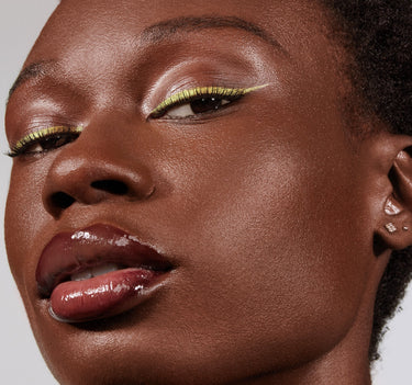 Lightform Extended Hydration Foundation {Deep 32N}