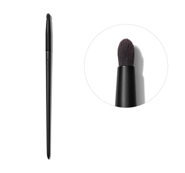 V203 - PRECISION SMUDGER EYESHADOW BRUSH {FILTER DEEP 40}