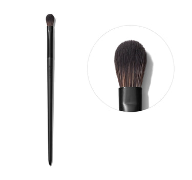 V205 - FLAT DOMED EYESHADOW BRUSH {FILTER DEEP 40}