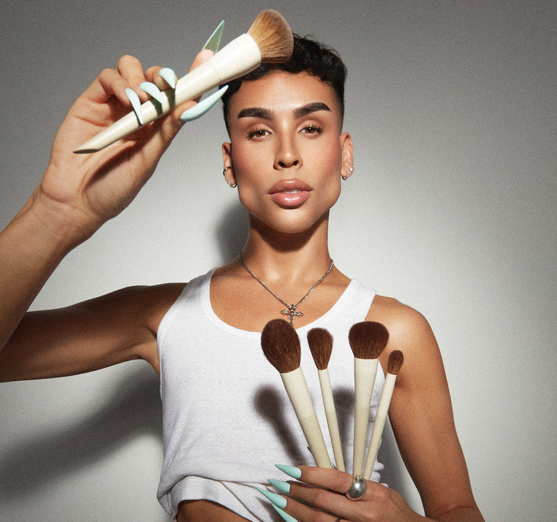 Morphe X Ariel A58 Signature Cream Contour Brush - Image 3