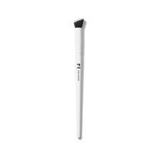 TOTAL NO SHOW CONCEALER BRUSH-view-1