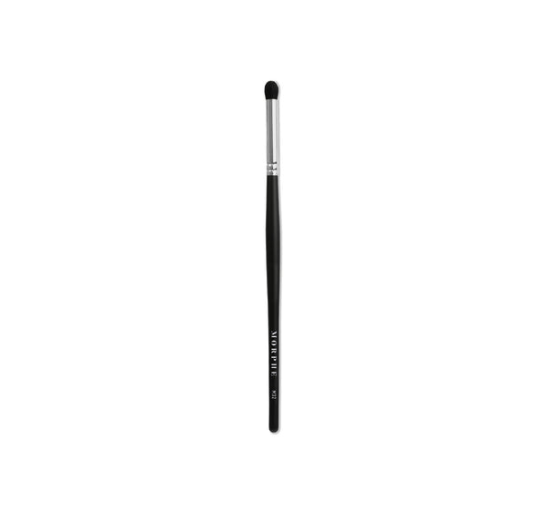 M321 - BULLET CREASE EYESHADOW BRUSH