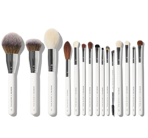 Mastering the Oval With My Makeup Brush Set