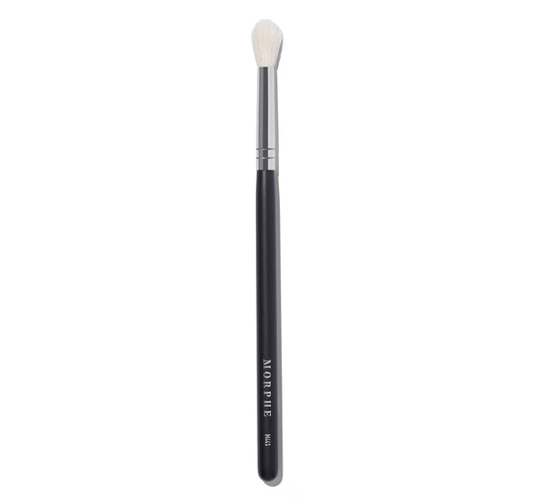 M441 -  FIRM BLENDING CREASE EYESHADOW BRUSH